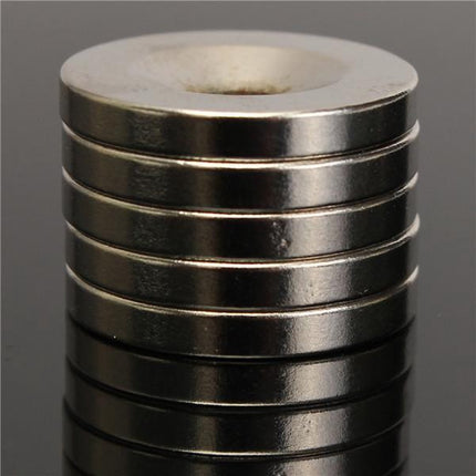 Super sterke Neodymium Magneten - Rond met Gat - N50 20x3mm - 5 Stuks image 2